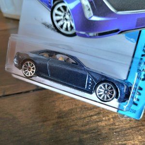 Cadillac Elmiraj Hot Wheels Toy Car